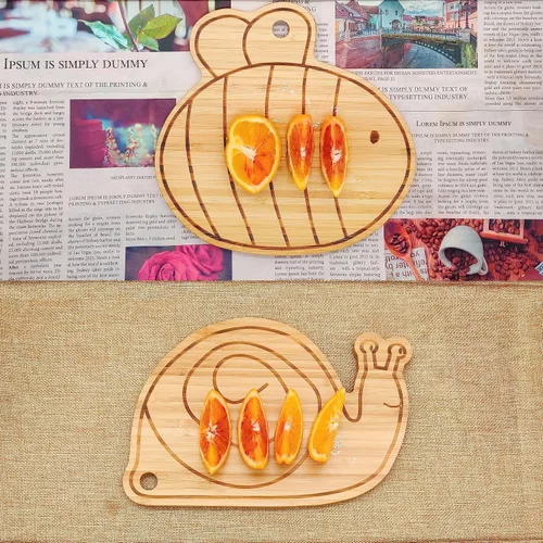 Miniatura 7 de Youkoo Juego de tabla de cortar de bambú pequeña, mini tabla de cortar de madera de frutas, tabla de queso con forma de caracol y abeja