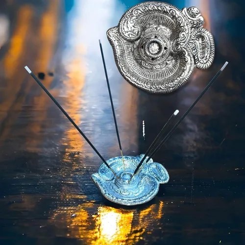 Miniatura 4 de LOVENSPIRE Om - Soporte para incienso de aluminio plateado Agarbatti Dhoop para cenizas, Dhoop Dan, soporte de incienso sin desorden bandeja cónica