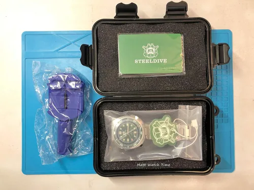 Miniatura 7 de Steeldive SD1970 Reloj de buceo, 6105 Turtle Captain Willard, NH35, Zafiro, Verde, Buceador, BNIB, Buceador, reloj de buceo
