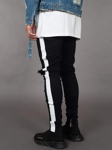 Miniatura 3 de WDIRARA Pantalones de mezclilla ajustados con bordado de letras laterales a rayas para hombre
