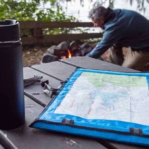 Miniatura 7 de AquaQuest Trail Map - Funda 100% impermeable para bolsa seca, protector de mapas, soporte para documentos al aire libre con ventana transparente