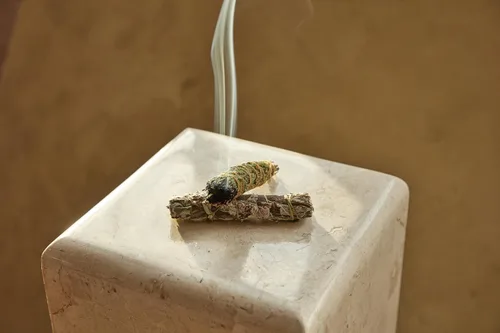 Miniatura 4 de Juniper Ridge Cedar Mugwort - Paquetes de incienso natural, aromaterapia y terapia de meditación relajante, orgánico sin fragancia sintética