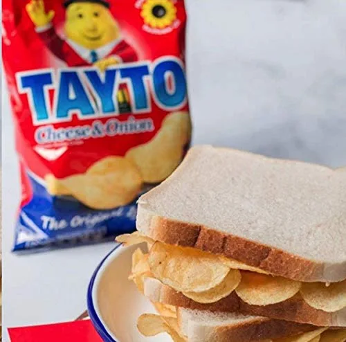 Miniatura 3 de Tayto Patatas fritas con sabor a queso y cebolla de Irlanda (paquetes de 24x25g)