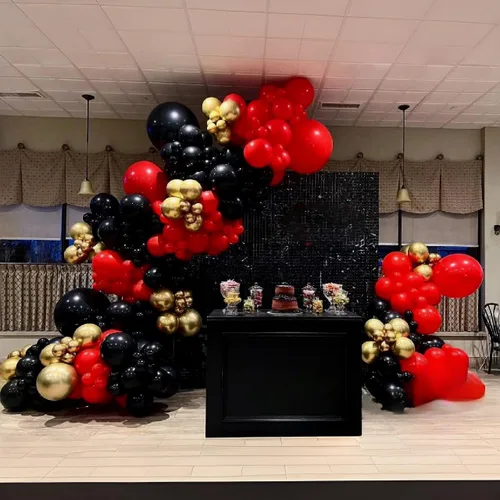 Miniatura 5 de Lukiituke Kit de arco de globos rojos, negros y dorados, 114 globos rojos, negros y dorados, 4 tamaños para cumpleaños, fiestas temáticas de casino