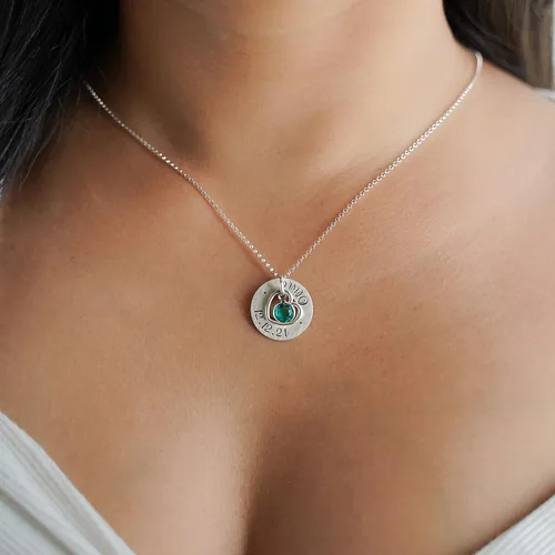 Miniatura 5 de Collar personalizado de plata de ley con corazón caprichoso. Personaliza un dije redondo. Elección de cadena de plata de ley. Regalo perfecto