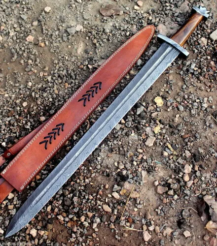 Miniatura 2 de 32 Unique Blades - Espada vikinga lista para la batalla de espiga completa de 32 pulgadas con funda de acero de Damasco personalizada (vikingo)