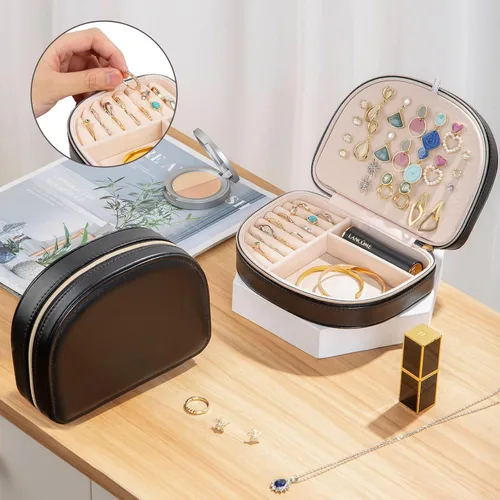 Miniatura 2 de ProCase Joyero de tamaño de viaje pequeño estuche de joyería portátil en forma de concha mini organizador de joyas de 2 capas en piel sintética