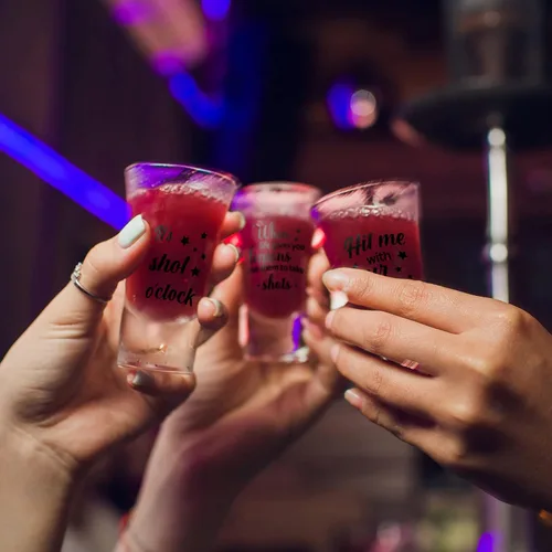 Miniatura 7 de Kigeli 48 vasos de chupito divertidos para adultos, vasos de chupito de acrílico para fiestas, 1.2 onzas, mini taza, regalos de fiesta, invitados