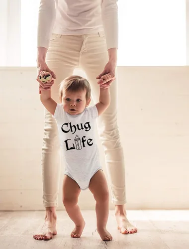 Miniatura 3 de CBTwear Chug Life - Ropa de bebé - Divertidos trajes para recién nacidos para bebés