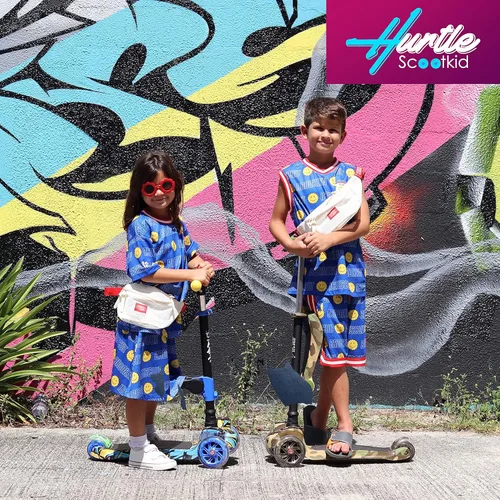 Miniatura 8 de Hurtle Patinete de 3 ruedas para niños, luces LED de ruedas, manubrio ajustable de inclinación para dirigir y asiento plegable, paseo sentado