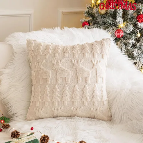 Miniatura 2 de AQOTHES Juego de 2 fundas de almohada de alce navideño de 18 x 18 pulgadas, suave piel sintética color beige crema, almohadas decorativas de Navidad