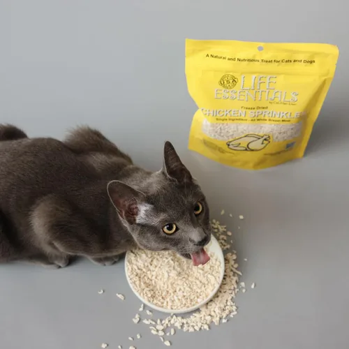 Miniatura 3 de Life Essentials by Cat-Man-Doo Gránulos de pollo - Bolsa de 5 onzas Golosinas de pollo liofilizadas para gatos y perros Saludables, de un solo