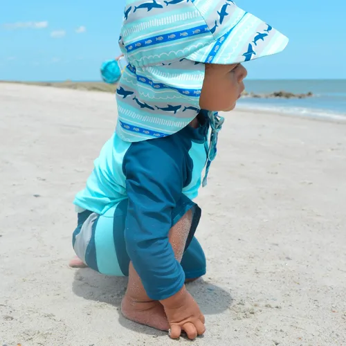 Miniatura 3 de i play by green sprouts - Shorts de baño para niños con pañal de natación reutilizable integrado Baúles con pañales reutilizables incorporados 12