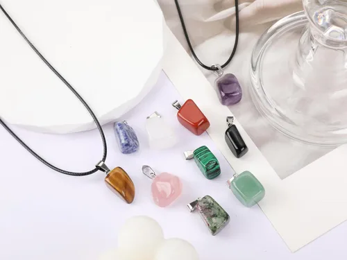 Miniatura 23 de Zenkeeper Colgante hexagonal de cristal natural – Piedra de cuarzo puntiaguda/piedra curativa en forma de corazón para hacer joyas y collares