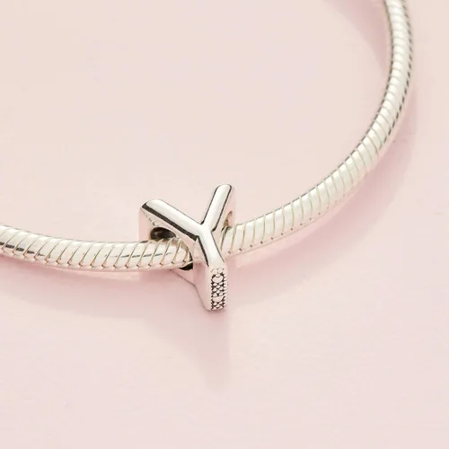 Miniatura 4 de Colgante de plata de ley 925 con letra PANDORA