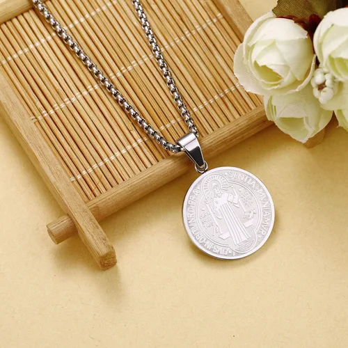 Miniatura 4 de Yonhon Collar de medalla de San Benito de acero inoxidable exorcismo católico regalo para hombres
