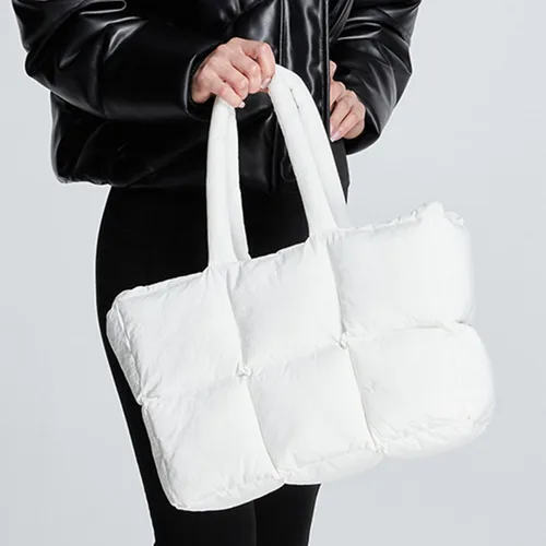 Miniatura 5 de YUHOCB Bolsa grande acolchada para mujer, bolsa de mano acolchada, suave y acolchada, bolsa de hombro ligera de lujo