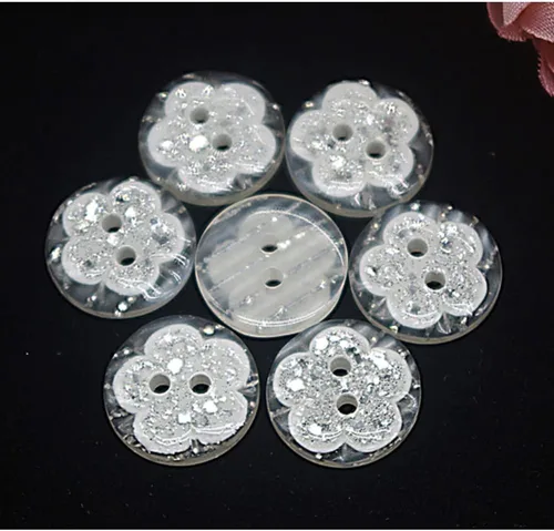 50 botones de resina con diseño de estrellas y flores, 2 agujeros, para coser, álbumes de recortes y manualidades (flor con purpurina de 0.492 in)