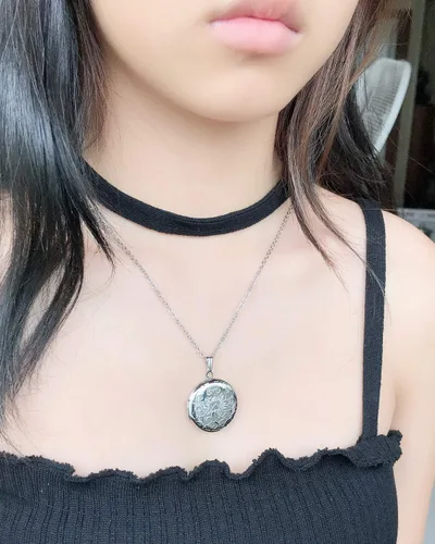 Miniatura 6 de Collar redondo con medallón que sostiene imágenes de forma de corazón, medallones en forma de círculo, regalo para joyas de niña, Esmalte