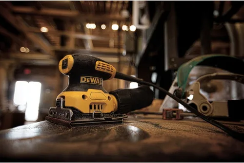 Miniatura 2 de DeWalt DWE6411K - Set de lijadora de mano, hoja 1/4