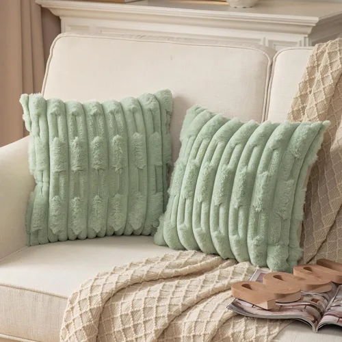 MANDIOO Paquete de 2 fundas de almohada decorativas de color verde salvia de 24 x 24 pulgadas, suaves, acogedoras y mullidas, fundas de almohada de