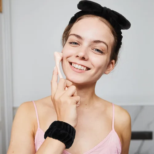Miniatura 8 de WHAVEL Juego de 6 diademas y pulseras de spa, cintillo de lavado facial, muñequeras para lavar la cara, maquillaje, cuidado de la piel, banda