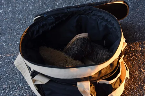 Miniatura 9 de Huntley Equestrian Bolsa de aseo de lujo perfectamente diseñada de fácil acceso con múltiples bolsillos con cierre superior de doble asa