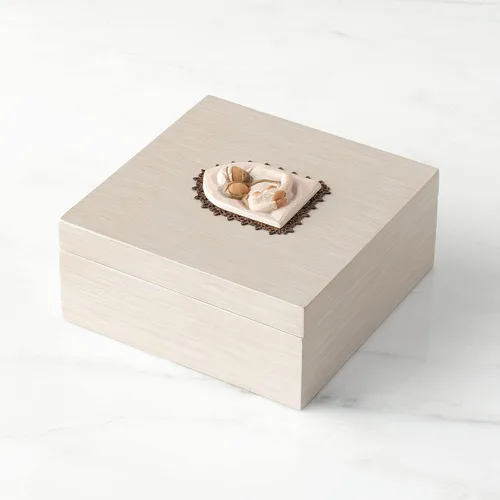 Miniatura 3 de Willow Tree Sagrada Familia, caja de recuerdo esculpida pintada a mano