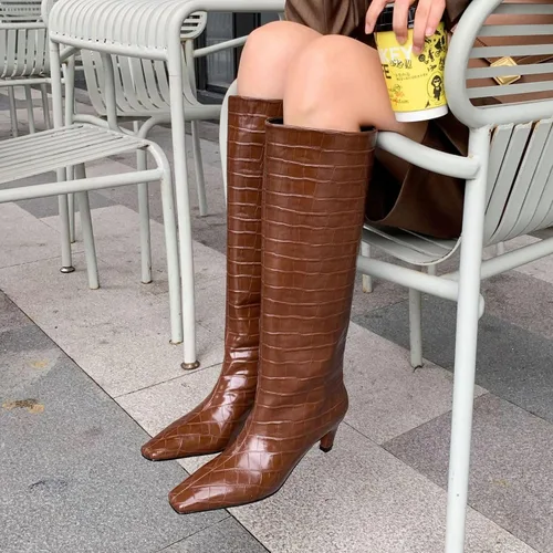 Miniatura 5 de Vertundy Botas altas hasta la rodilla para mujer, tacón bajo, pantorrilla ancha, botas altas con punta cuadrada, botines clásicos de cocodrilo