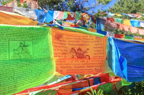 Miniatura 6 de Banderas tibetanas de oración, 60 unidades, banderas budistas de meditación para interiores y exteriores, banderas de oración de caballo de viento