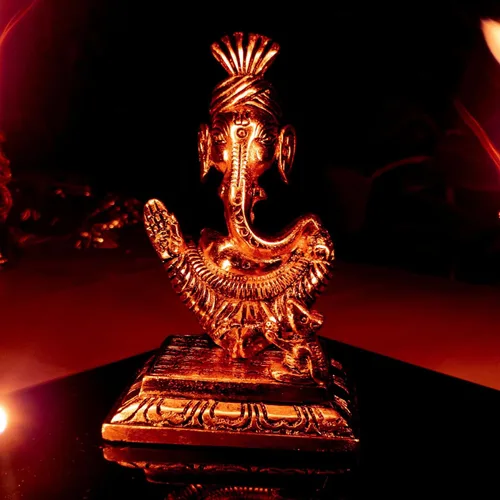 Miniatura 8 de Lord Ganesha. Figura decorativa con rata para el mandir del templo del hogar. Estatua de Ganesh Chaturthi. Dios hindú Indian Pooja. Artículo