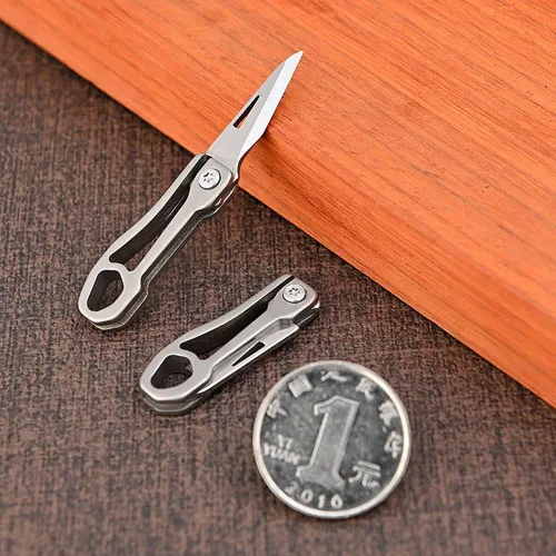 Miniatura 4 de Cuchillo de titanio plegable ultra pequeño con hoja de acero inoxidable 420j2, mini cortador de cajas portátil EDC/abridor de paquetes, ultra
