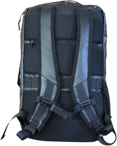 Miniatura 39 de COR Surf Mochila de viaje de mano Island Hopper 2.0 Mochila ultraligera aprobada para artículos personales 28L Negro Edición impermeable