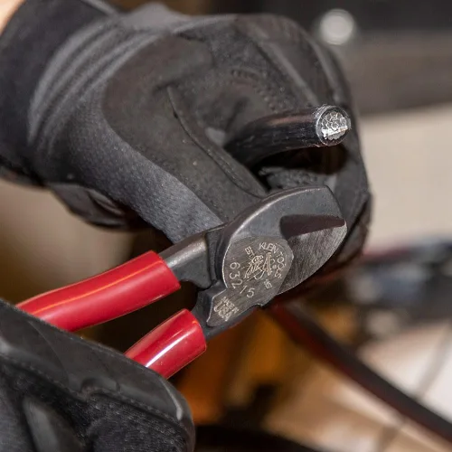 Miniatura 5 de Klein Tools Cortador de cables 63215, fabricado en Estados Unidos, compacto de alto apalancamiento de 6.5 pulgadas, forjado de acero fabricado