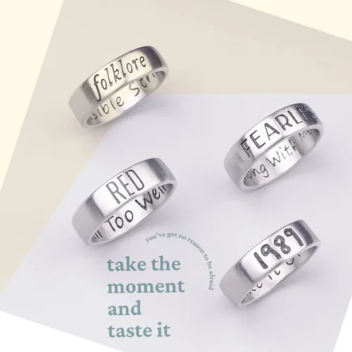 Miniatura 3 de Joliernelle Anillo de oro con texto en inglés Love You to The Moon And to Saturn de acero inoxidable para ella, Acero inoxidable, Zirconia cúbica