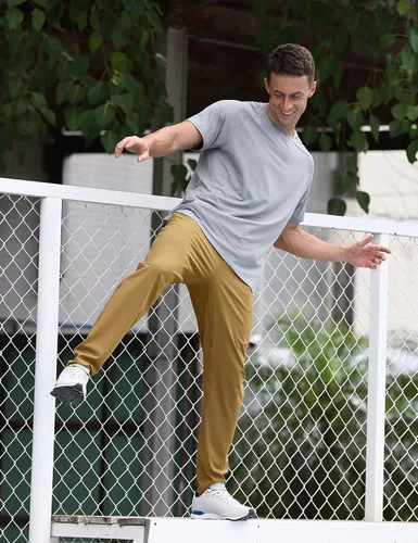 Miniatura 6 de CRZ YOGA Pantalones deportivos elásticos en 4 direcciones para hombre, de 30 pulgadas, para entrenamiento, casual, con bolsillo con cremallera