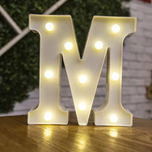 Miniatura 27 de anso Letras LED del alfabeto con números iluminados, letras de plástico blanco, decoración de pie de la A a la Z 0 ~ 9 (rosa corazón)