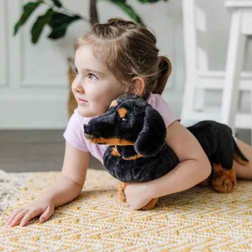Miniatura 2 de Melissa & Doug Dachshund Gigante - Perro de Peluche Realista Grande