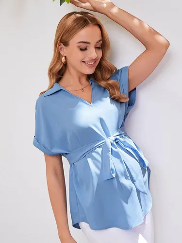 Miniatura 3 de MakeMeChic Blusa de verano de maternidad para mujer, manga corta, cuello en V, túnica con cinturón