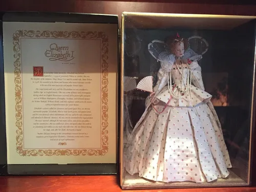 Miniatura 5 de Barbie Coleccionista # B3425 Queen Elizabeth
