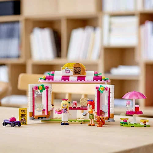 Miniatura 5 de LEGO Friends Heartlake City Park Café 41426 Juguete de construcción, juego de café al aire libre inspira el juego de roles e incluye 2 minifiguras