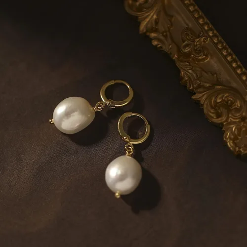 Miniatura 7 de 14k Gold Small Hoop Earrings with Simulated Baroque Pearl Earrings for Women Pearl Drop Dangle Earrings Gold Hoop Earrings for Women