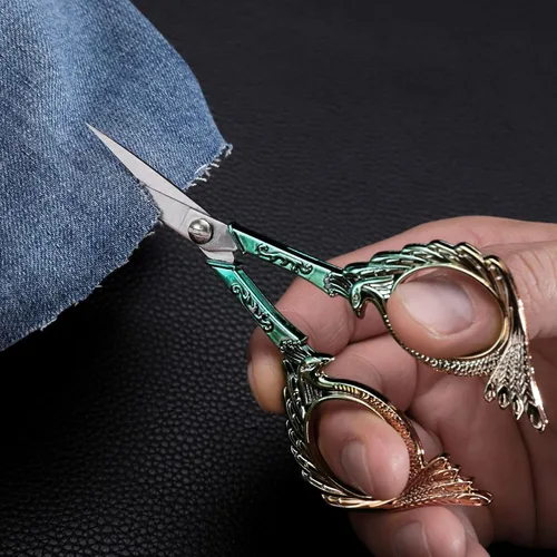 Miniatura 5 de YOUGUOM Tijeras de coser, pequeñas tijeras de bordado, tijeras de precisión afiladas para manualidades, punto de cruz, hilo de hilo, detalle