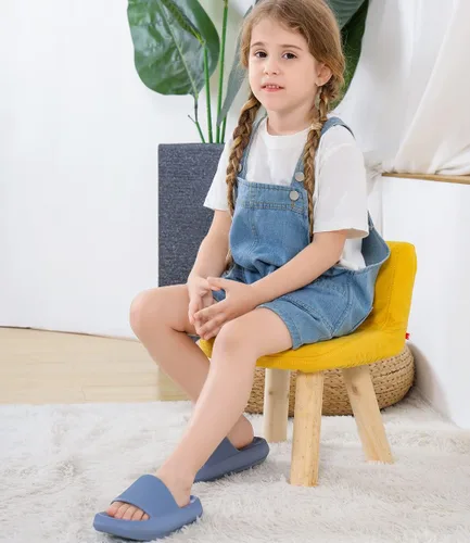 Miniatura 9 de FJPTREN Zapatos de nube para niños y niñas, sandalias acolchadas antideslizantes, zapatos de ducha ligeros, plataforma para niños, suela gruesa