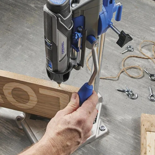 Miniatura 5 de Dremel Prensa de taladro, soporte de estación de trabajo para herramientas rotativas con llave – Mini prensa portátil y soporte para herramientas