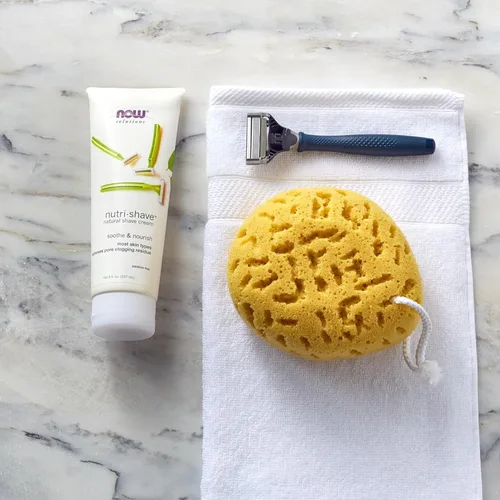 Miniatura 4 de NOW Foods Solutions, Nutri-Shave, Crema de afeitado, elimina los residuos de obstrucción de los poros, reduce la irritación, 8 onzas