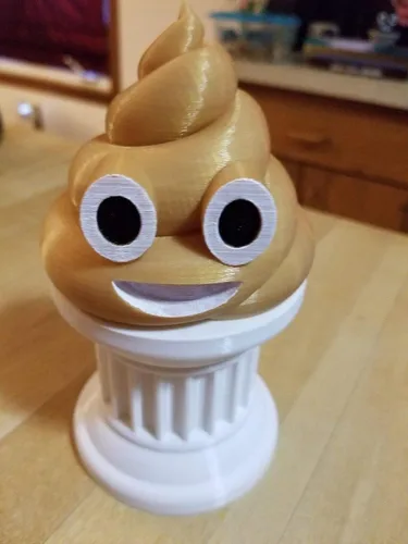 Miniatura 4 de Znet3D Trofeo Emoji Poop - Emoji de caca pintado a mano - Caca dorada en pilar blanco