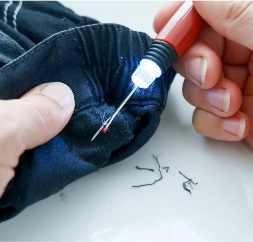 Miniatura 6 de Madam Sew Destripador de costuras iluminado con iluminación de luz LED Quita costuras y costuras con precisión Herramienta de costura
