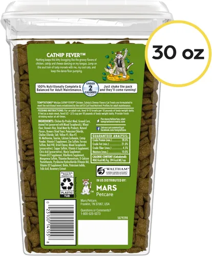 Miniatura 2 de Temptations MixUps Golosinas crujientes y suaves para gatos, sabor fiebre de hierba gatera, 30 onzas