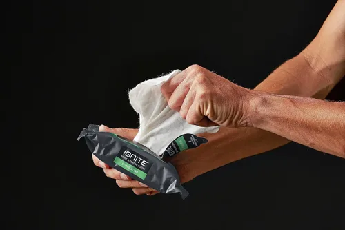 Miniatura 6 de Ignite - Toallitas húmedas para hombre, extra gruesas de 8 x 8 pulgadas, aroma estimulante, 10 unidades (paquete de 3)